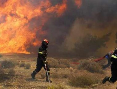 Σε εξέλιξη πυρκαγιά στην Ζάκυνθο – Κατέρρευσε οροφή σπιτιού στην Επισκοπή Λευκάδας